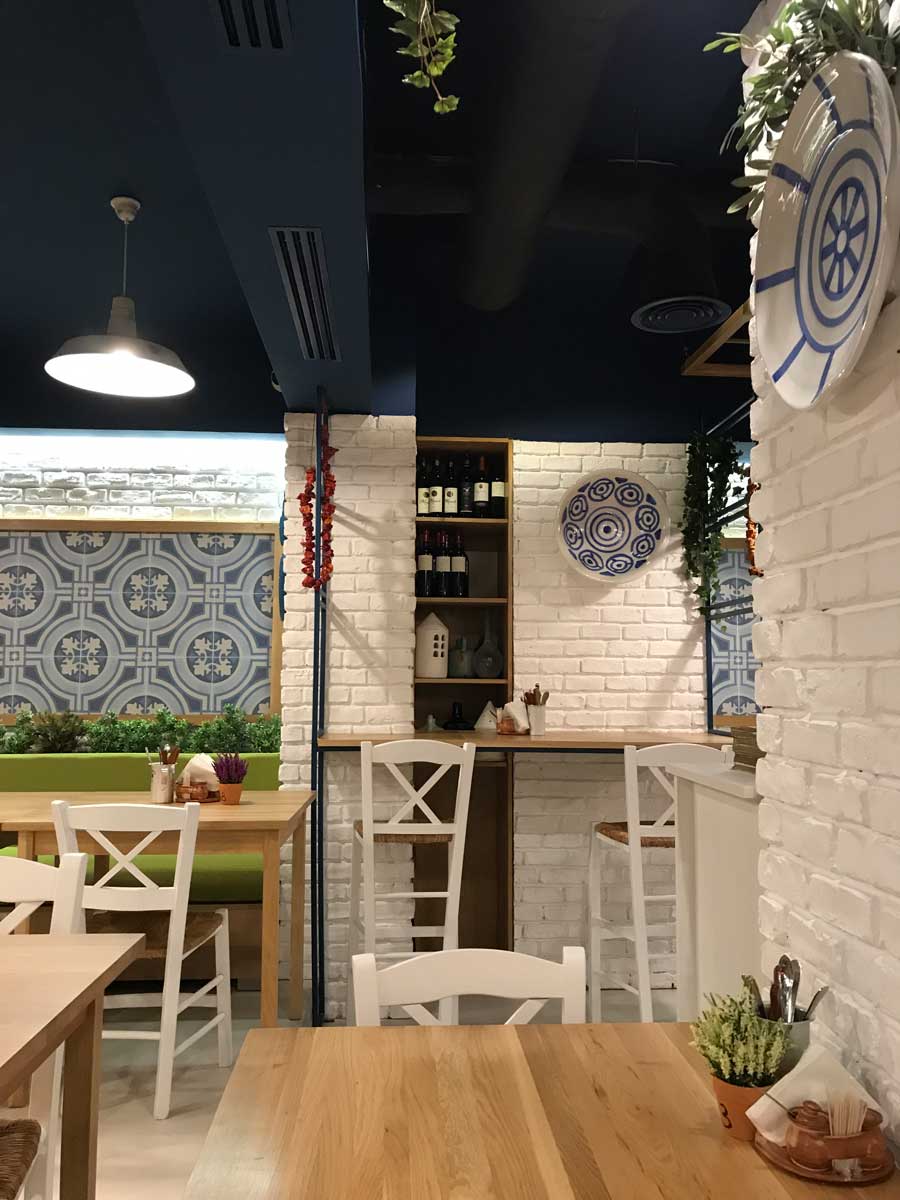 Ambianță interioară – Nikos Greek TAverna, București