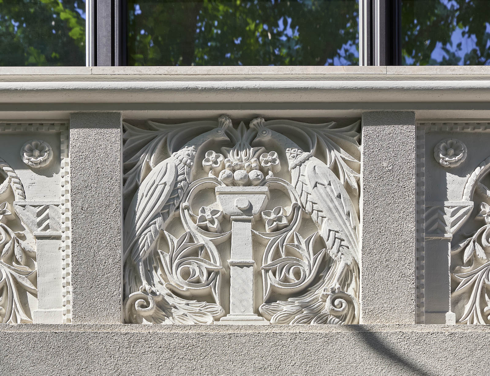 Perspectivă asupra spațiului, de aproape – Rosenthal House, București