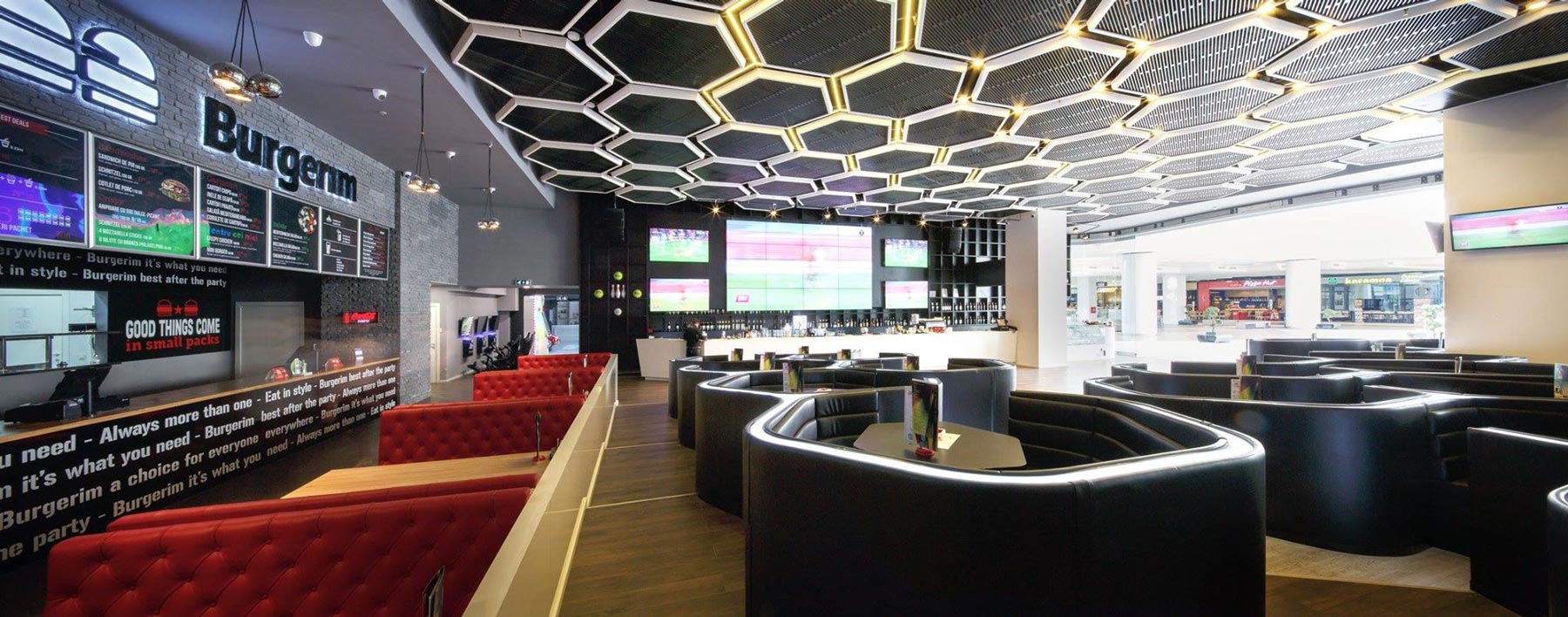 Zonă de recepție și primire – Magic Arena Sports Bar, București