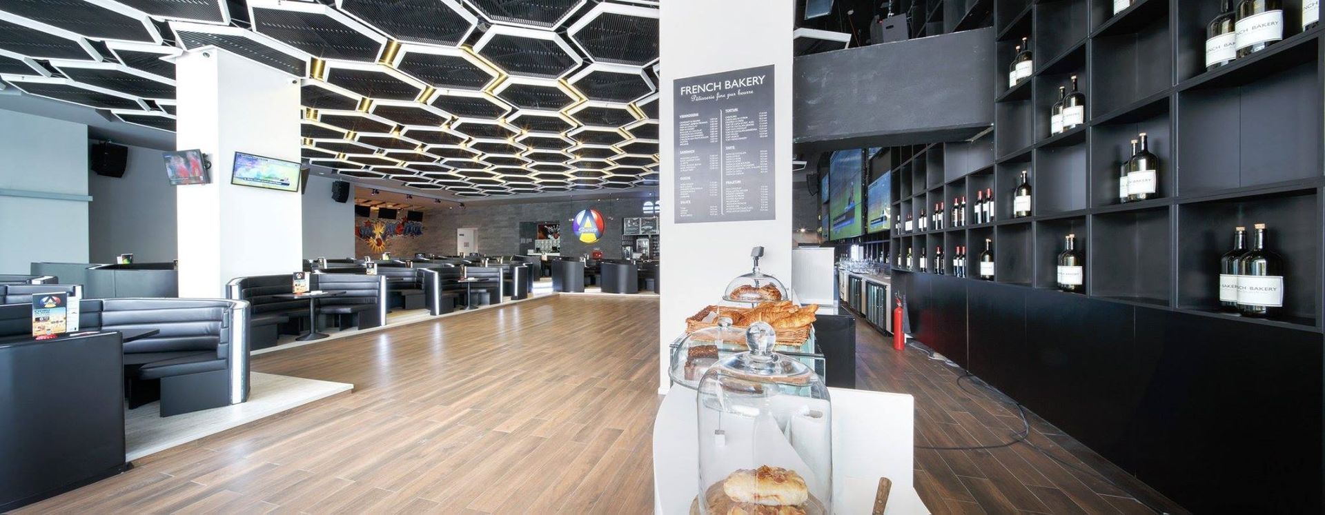 Detaliu de amenajare – Magic Arena Sports Bar, București
